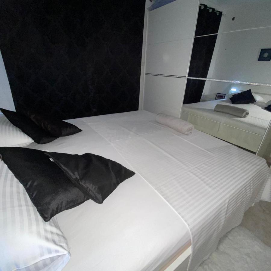 Beach Apartments Mika Lokva Rogoznica Extérieur photo